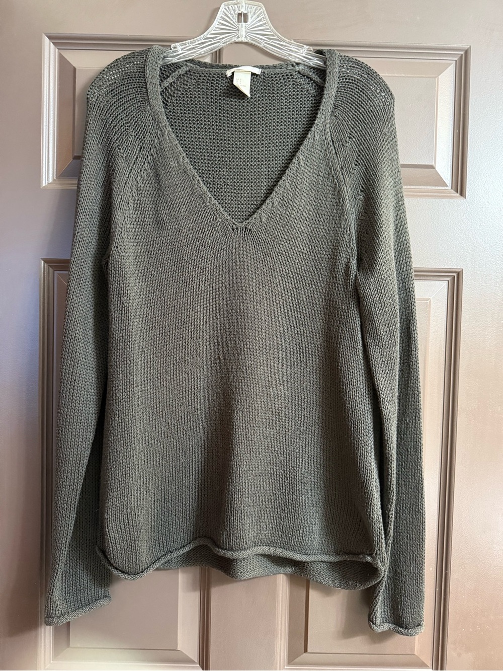 H&M Oversized Black V-Neck Sweater - Women
